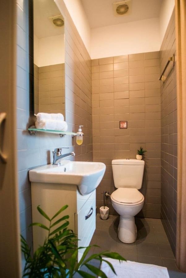 Athens Gem Bed and Breakfast Buitenkant foto